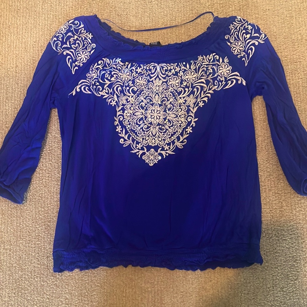 Medium Women’s Blouse